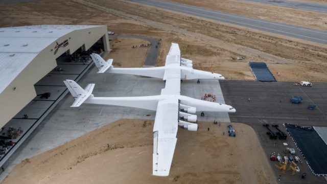Concluye construcción y comienzan pruebas del Stratolaunch