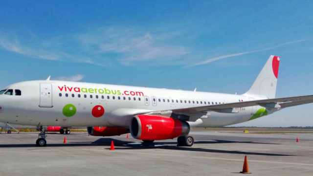 A320 de Viva Aerobus aterriza en Mérida con problema en tren de aterrizaje
