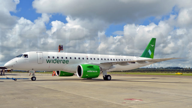 Embraer hace entrega del primer E190-E2